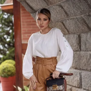 Blusa Viscolinho com Botões