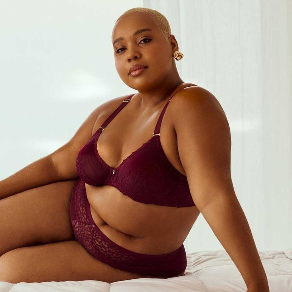 Sutiã Plus Size Sem Bojo Com Aro Sensual Guipier Nayane - Image 4